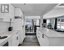 228 Delaware AVENUE North - 13