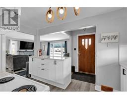 228 Delaware AVENUE North - 8