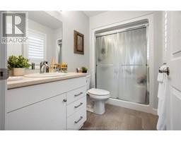 133 MOONSTONE CRESCENT - 17