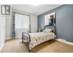 133 MOONSTONE CRESCENT - 19