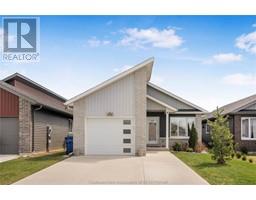 133 MOONSTONE CRESCENT - 2
