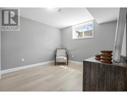133 MOONSTONE CRESCENT - 23