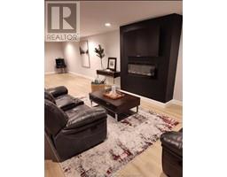 133 MOONSTONE CRESCENT - 26