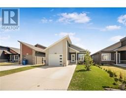 133 MOONSTONE CRESCENT - 3