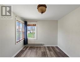 3 Montgomery CRESCENT - 17