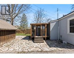 3 Montgomery CRESCENT - 30