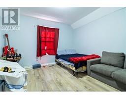 45 RICHMOND STREET - 29