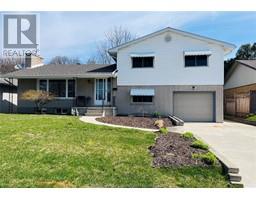 39 Wyandott STREET - 2
