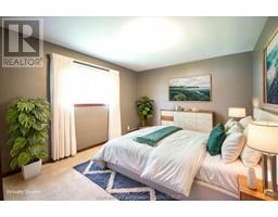 39 Wyandott STREET - 23