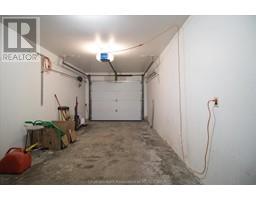 39 Wyandott STREET - 33