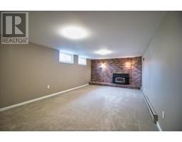 39 Wyandott STREET - 36
