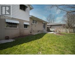 39 Wyandott STREET - 46