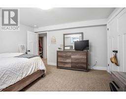 9 HENSON STREET - 26