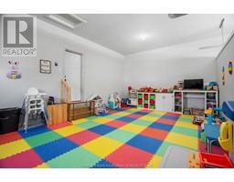 9 HENSON STREET - 35