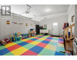 9 HENSON STREET - 36