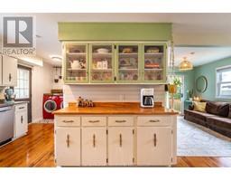 157 STANLEY AVENUE - 14