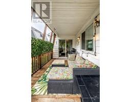 157 STANLEY AVENUE - 24