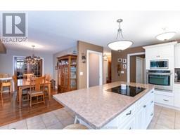 30 ORANGEWOOD BOULEVARD - 10