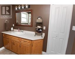 30 ORANGEWOOD BOULEVARD - 28