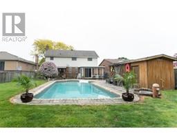 30 ORANGEWOOD BOULEVARD - 39