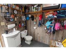 30 ORANGEWOOD BOULEVARD - 44