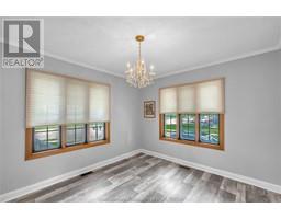 117 Robertson AVENUE - 10