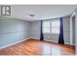 241 Chatham STREET North - 28