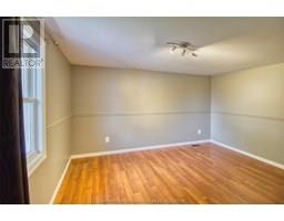 241 Chatham STREET North - 30