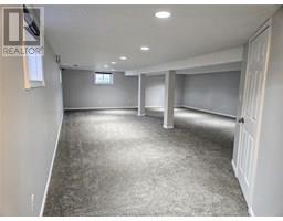 241 Chatham STREET North - 34