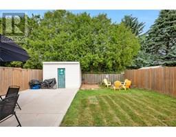 83 Bristol DRIVE - 10