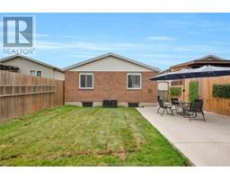 83 Bristol DRIVE - 12