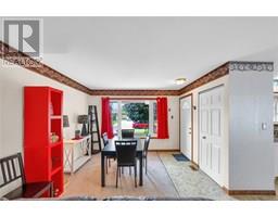 83 Bristol DRIVE - 20