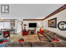 83 Bristol DRIVE - 23