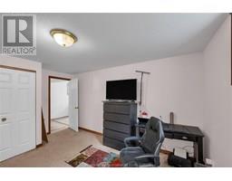 83 Bristol DRIVE - 44