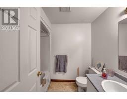 83 Bristol DRIVE - 45