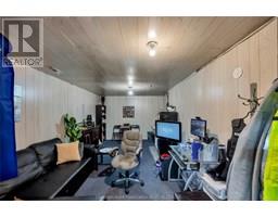 83 Bristol DRIVE - 47