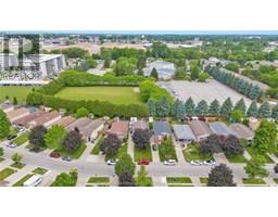 83 Bristol DRIVE - 6