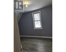 23 CHARTRIS STREET - 7