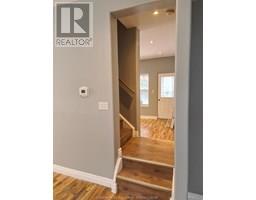 23 CHARTRIS STREET - 8