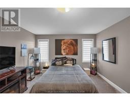 203 MOONSTONE CRESCENT - 18
