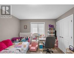 203 MOONSTONE CRESCENT - 24