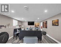 203 MOONSTONE CRESCENT - 33