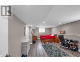 203 MOONSTONE CRESCENT - 35
