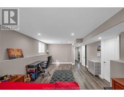 203 MOONSTONE CRESCENT - 37