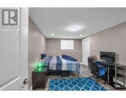 203 MOONSTONE CRESCENT - 38