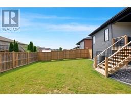 203 MOONSTONE CRESCENT - 48