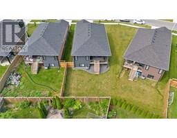 203 MOONSTONE CRESCENT - 50