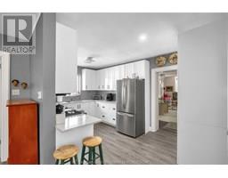 41 Erie STREET South - 27