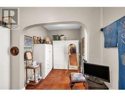 41 Erie STREET South - 40