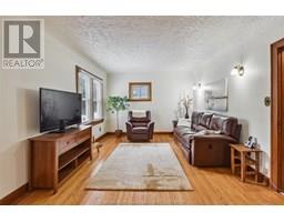 12 Alexandra AVENUE - 14
